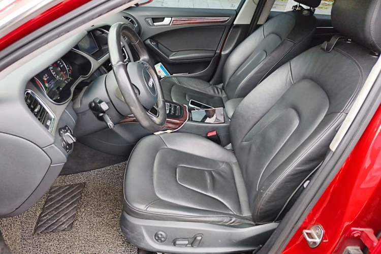 Used Audi A4L 2013 35 TFSI Automatic Standard Model Left Front Seat