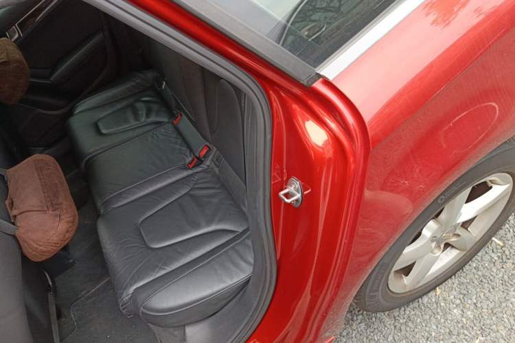Used Audi A4L 2013 35 TFSI Automatic Comfort Model Left Rear Seat