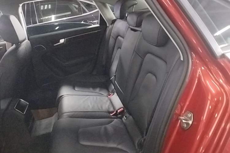 Used Audi A4L 2013 35 TFSI Automatic Comfort Model Left Rear Seat