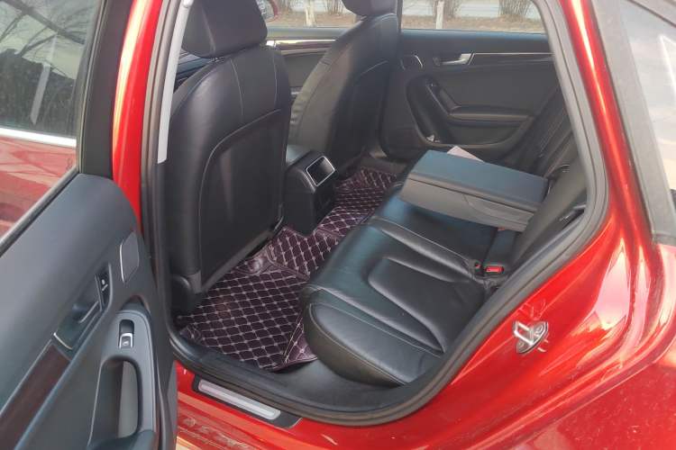 Used Audi A4L 2013 35 TFSI Automatic Comfort Model Left Rear Seat