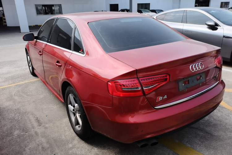 Used Audi A4L 2013 35 TFSI Automatic Standard Model Rear Left 45 Deg