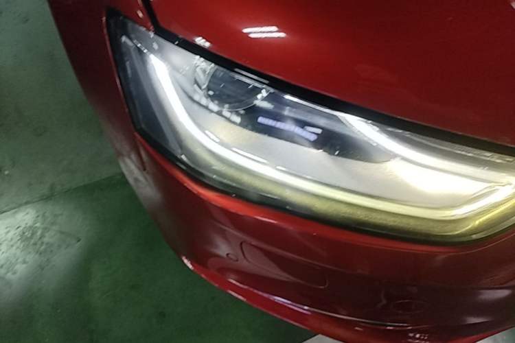 Used Audi A4L 2013 35 TFSI Automatic Comfort Model Right Front Headlight