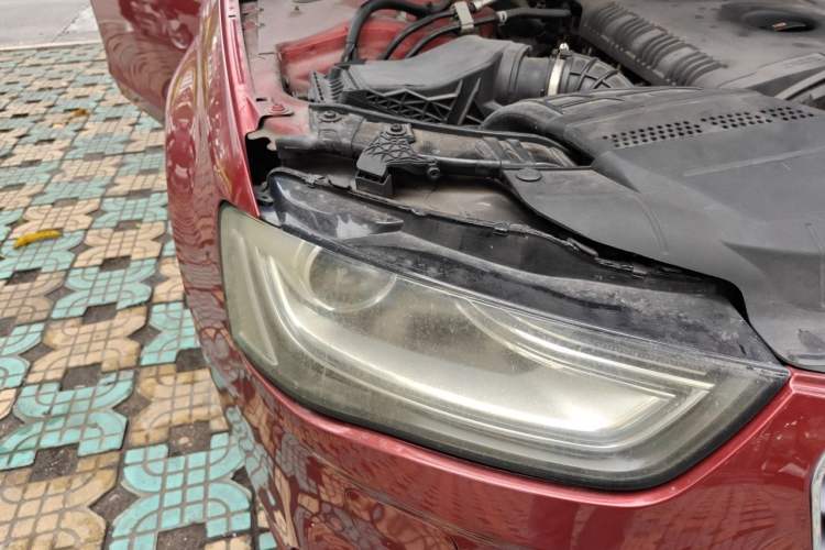 Used Audi A4L 2013 35 TFSI Automatic Standard Model Right Front Headlight
