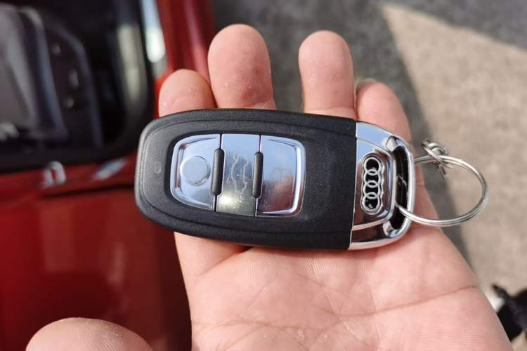 Used Audi A4L 2013 35 TFSI Automatic Standard Model Vehicle Key