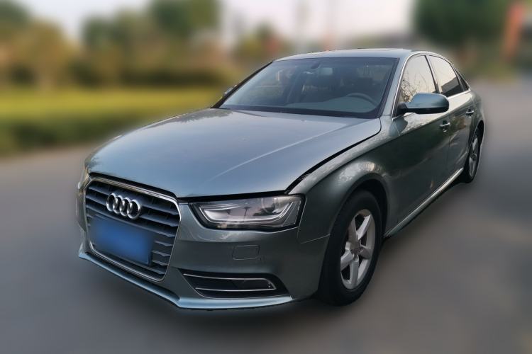 Used Audi A4L 2013 35 TFSI Automatic Comfort Model Guazi used car, China used car export, Used car for sale, Used Audi cars, Cheapest cars for sale