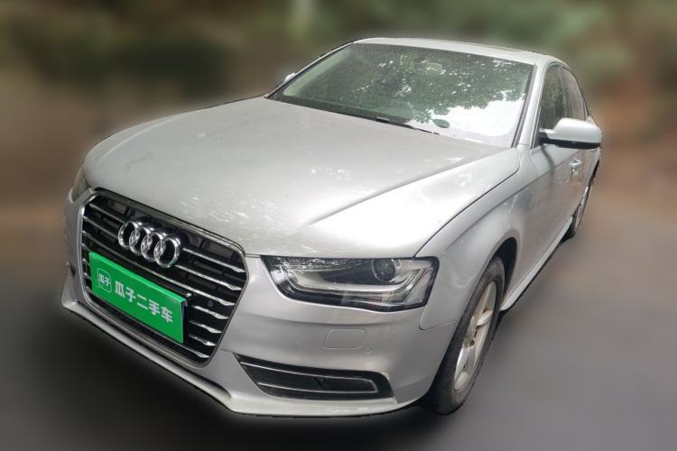 Used Audi A4L 2013 35 TFSI Automatic Comfort Model Guazi used car, China used car export, Used car for sale, Used cars, Cheapest cars for sale