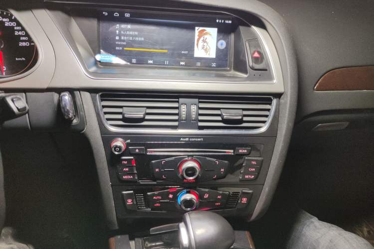 Used Audi A4L 2013 40 TFSI quattro Individual Sport Edition Audio And AC Panel