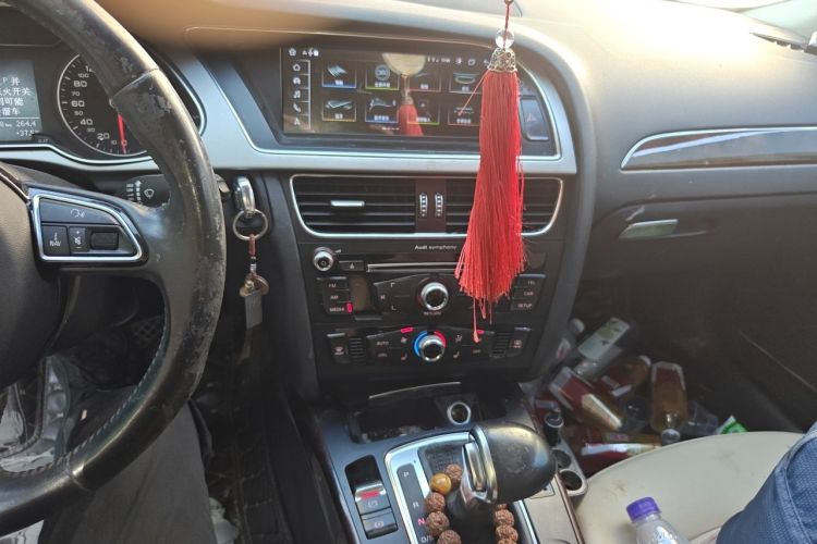 Used Audi A4L 2013 35 TFSI Automatic Comfort Model Audio And AC Panel