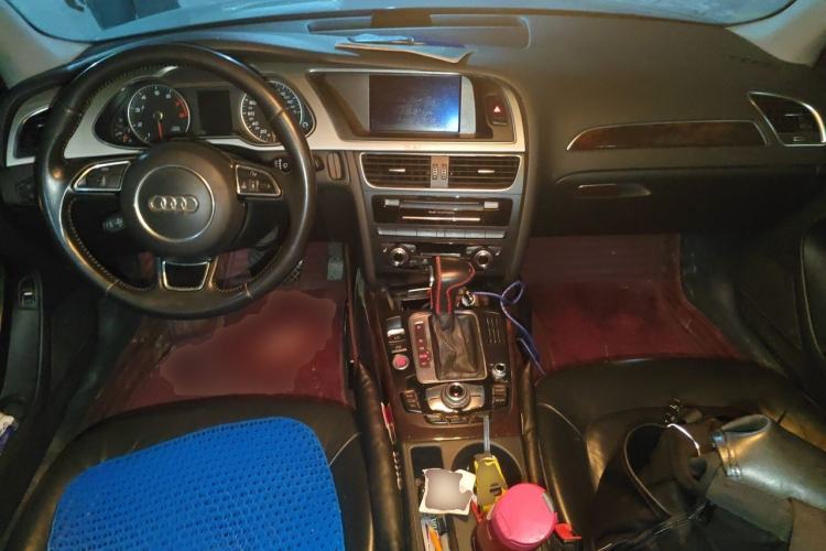 Used Audi A4L 2013 35 TFSI Automatic Technology Edition Center Console