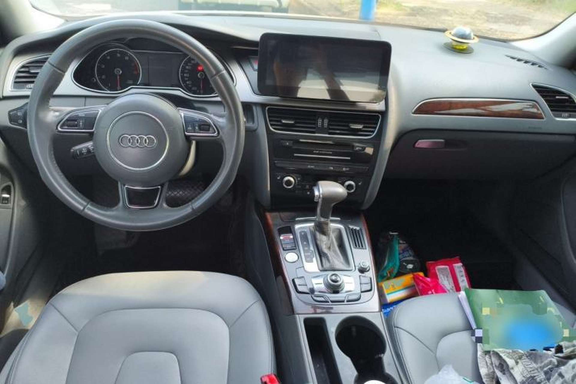 Used Audi A4L 2013 35 TFSI Automatic Technology Edition Center Console