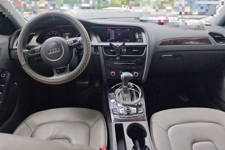 Used Audi A4L 2013 35 TFSI Automatic Technology Edition Center Console