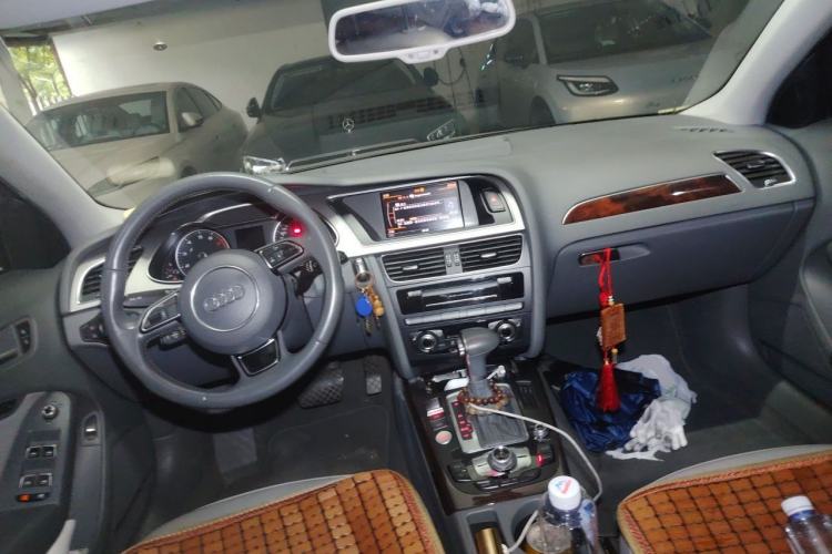 Used Audi A4L 2013 35 TFSI Automatic Technology Edition Center Console