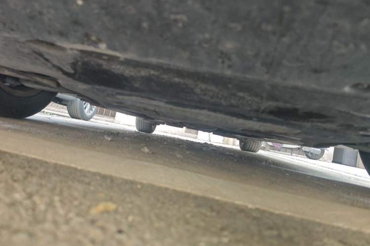 Used Audi A4L 2013 35 TFSI Automatic Standard Model Chassis Front