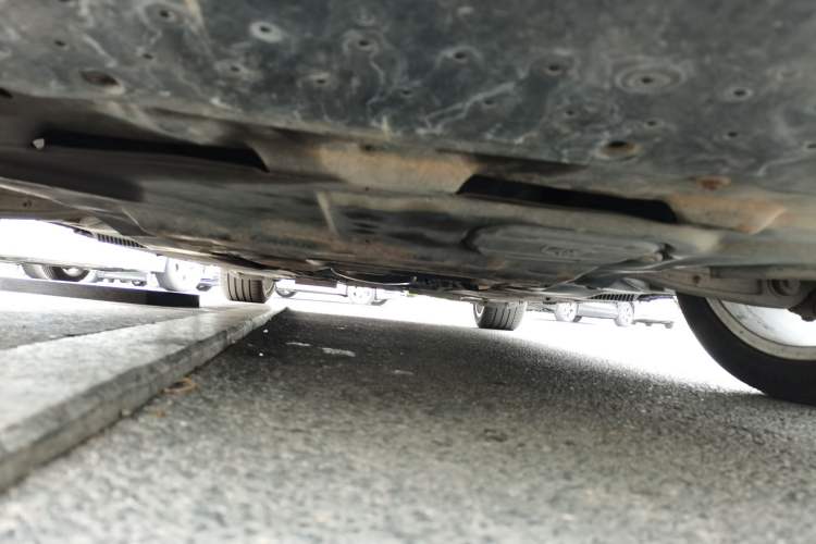 Used Audi A4L 2013 40 TFSI quattro Sport version Chassis Front