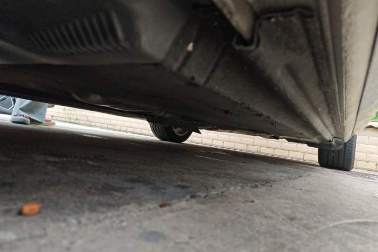 Used Audi A4L 2013 35 TFSI Automatic Technology Edition Chassis Front Left