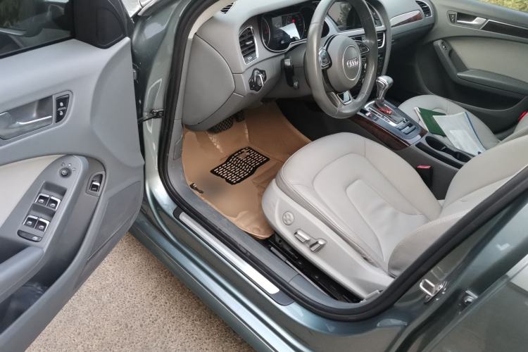 Used Audi A4L 2013 35 TFSI Automatic Comfort Model Driver Seat