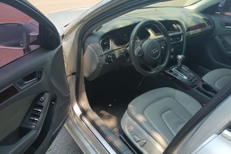 Used Audi A4L 2013 35 TFSI Automatic Standard Model Driver Seat
