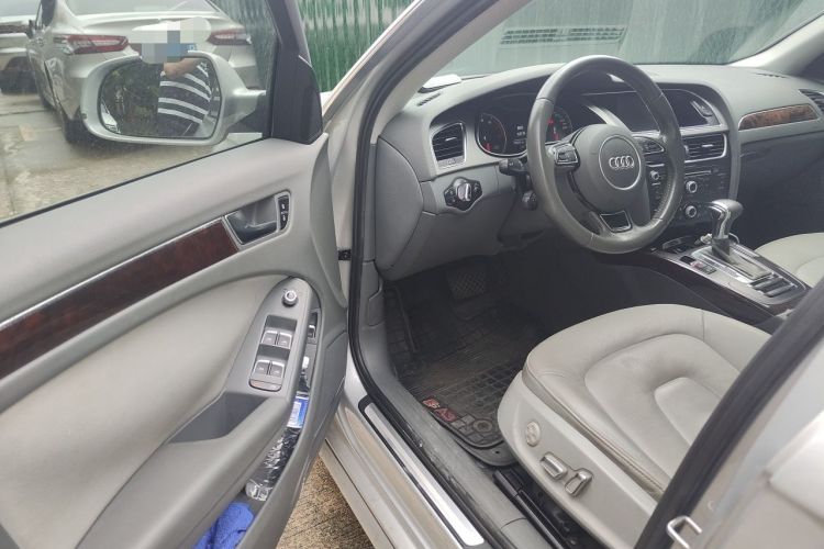 Used Audi A4L 2013 35 TFSI Automatic Comfort Model Driver Seat