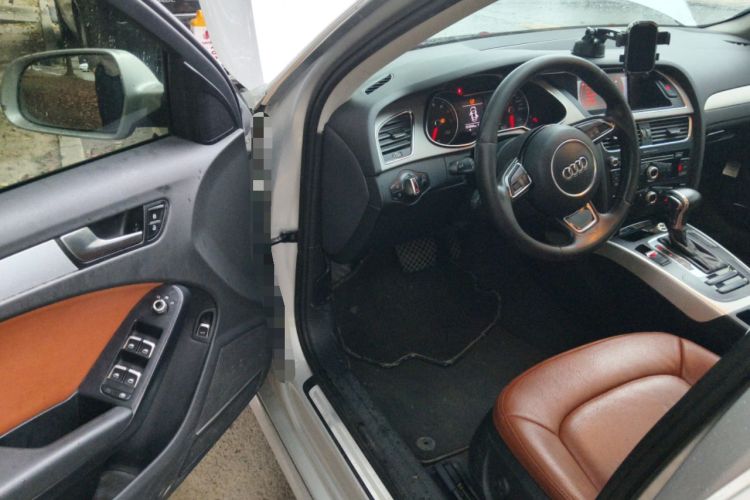 Used Audi A4L 2013 35 TFSI Automatic Standard Model Driver Seat