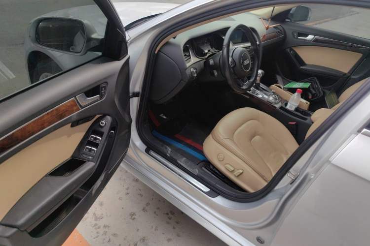 Used Audi A4L 2013 35 TFSI Automatic Technology Edition Driver Seat