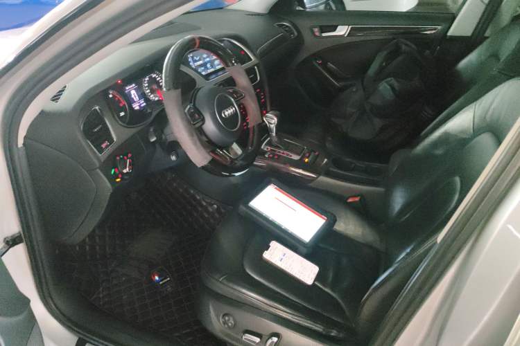 Used Audi A4L 2013 35 TFSI Automatic Comfort Model Driver Seat