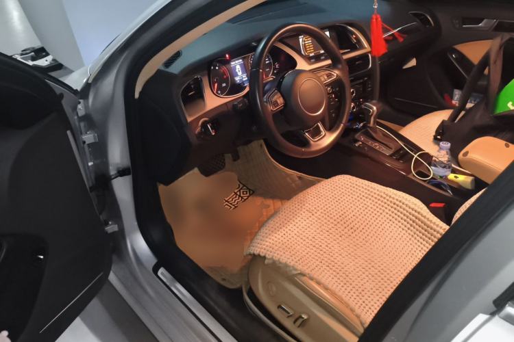 Used Audi A4L 2013 35 TFSI Automatic Comfort Model Driver Seat