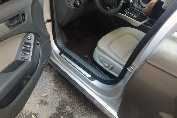 Used Audi A4L 2013 35 TFSI Automatic Standard Model Driver Seat