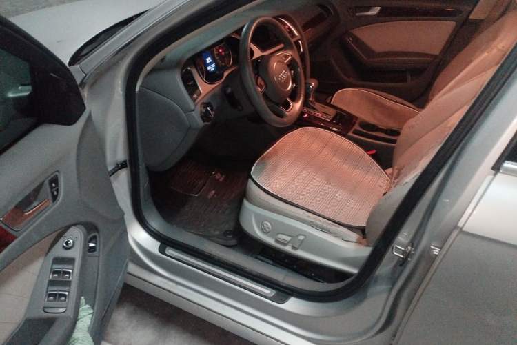 Used Audi A4L 2013 35 TFSI Automatic Standard Model Driver Seat