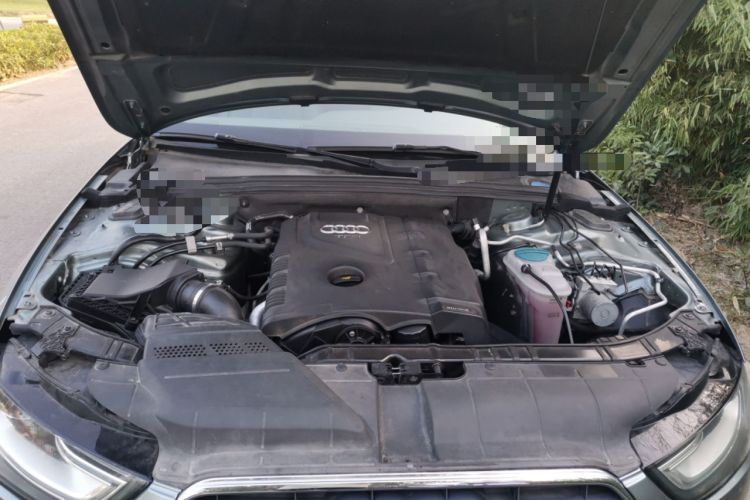 Used Audi A4L 2013 35 TFSI Automatic Comfort Model Engine Bay