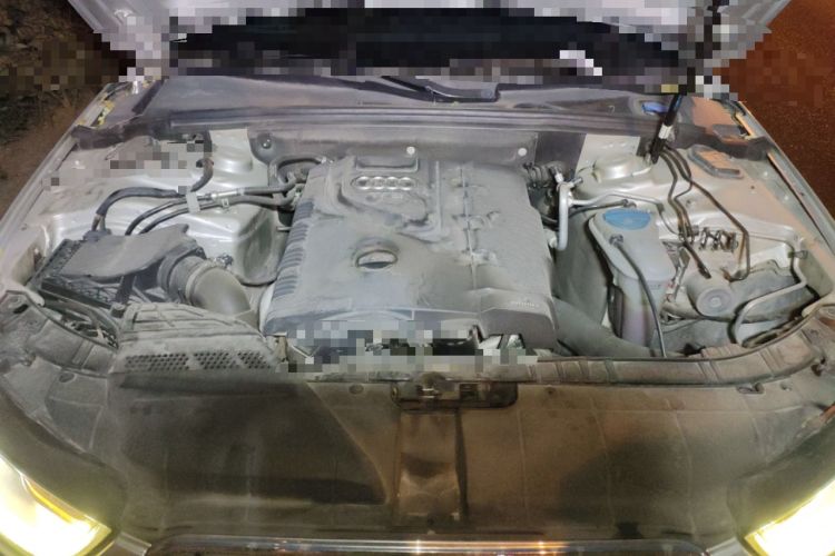 Used Audi A4L 2013 40 TFSI quattro Individual Sport Edition Engine Bay