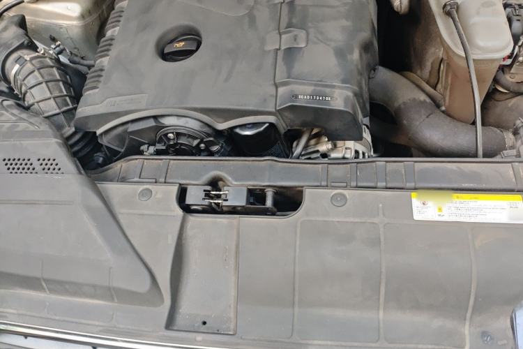 Used Audi A4L 2013 40 TFSI quattro Individual Sport Edition Engine Bay