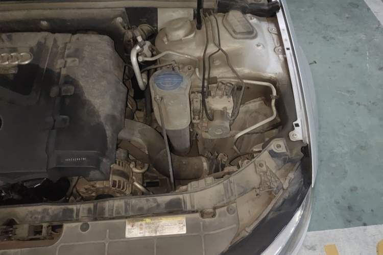 Used Audi A4L 2013 35 TFSI Automatic Technology Edition Engine Bay Left