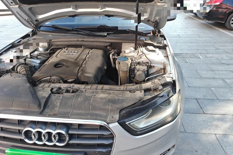 Used Audi A4L 2013 35 TFSI Automatic Comfort Model Engine Bay Left
