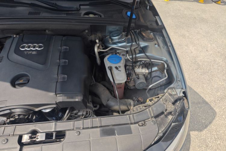 Used Audi A4L 2013 35 TFSI Automatic Standard Model Engine Bay Left