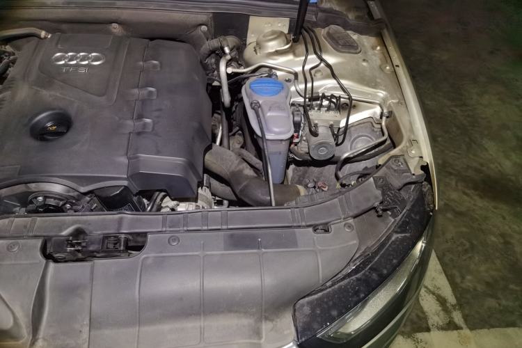 Used Audi A4L 2013 35 TFSI Automatic Comfort Model Engine Bay Left