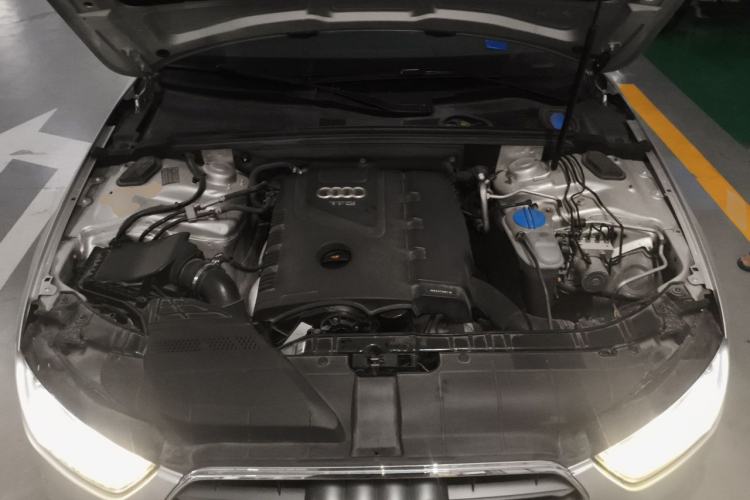 Used Audi A4L 2013 35 TFSI Automatic Comfort Model Engine Bay