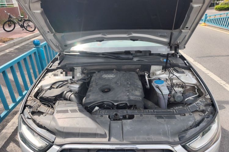 Used Audi A4L 2013 35 TFSI Automatic Comfort Model Engine Bay