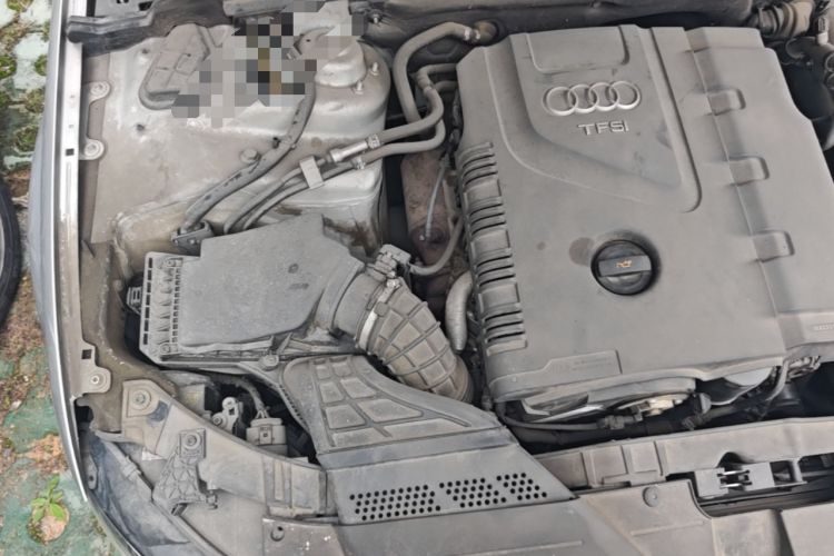 Used Audi A4L 2013 35 TFSI Automatic Comfort Model Engine Bay Right