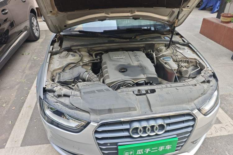 Used Audi A4L 2013 35 TFSI Automatic Standard Model Engine Bay Right