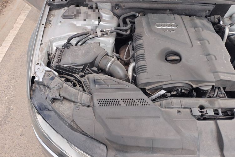 Used Audi A4L 2013 35 TFSI Automatic Standard Model Engine Bay Right