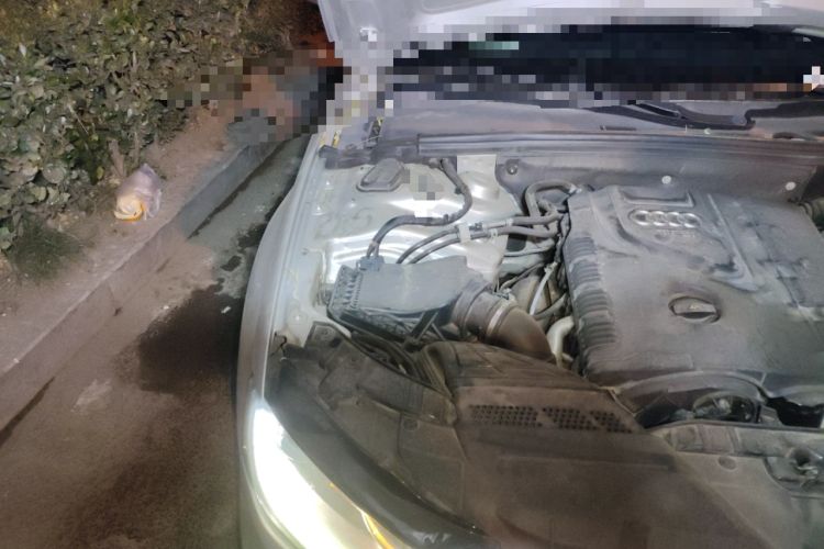 Used Audi A4L 2013 40 TFSI quattro Individual Sport Edition Engine Bay Right