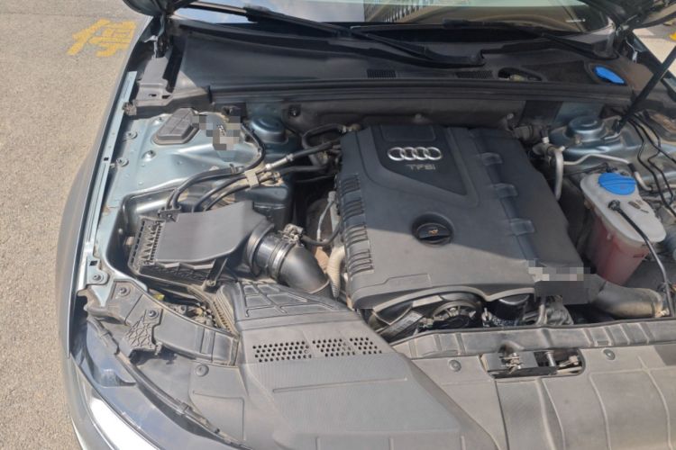 Used Audi A4L 2013 35 TFSI Automatic Standard Model Engine Bay Right