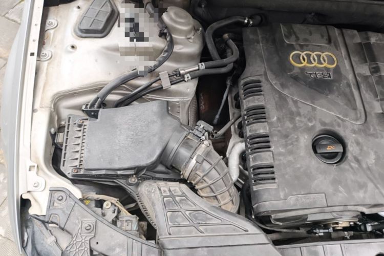 Used Audi A4L 2013 35 TFSI Automatic Standard Model Engine Bay Right