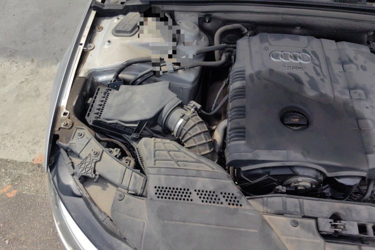 Used Audi A4L 2013 35 TFSI Automatic Technology Edition Engine Bay Right