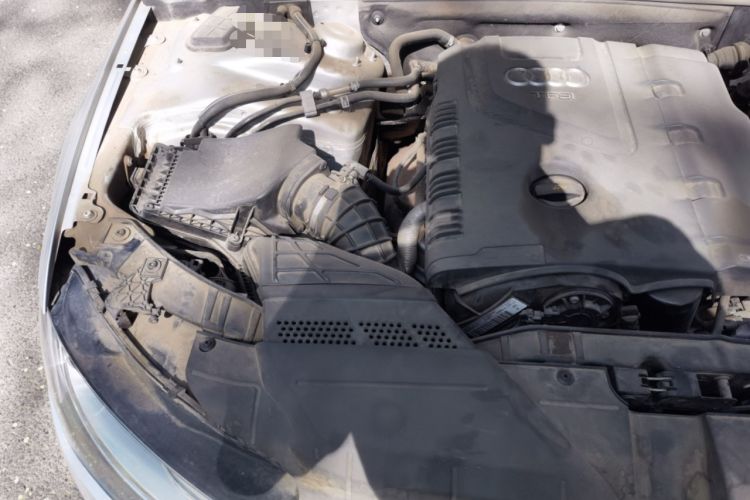 Used Audi A4L 2013 35 TFSI Automatic Standard Model Engine Bay Right