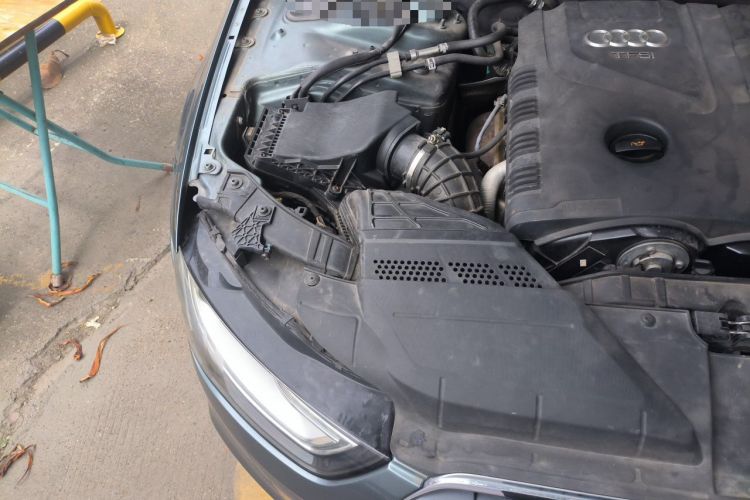 Used Audi A4L 2013 35 TFSI Automatic Standard Model Engine Bay Right