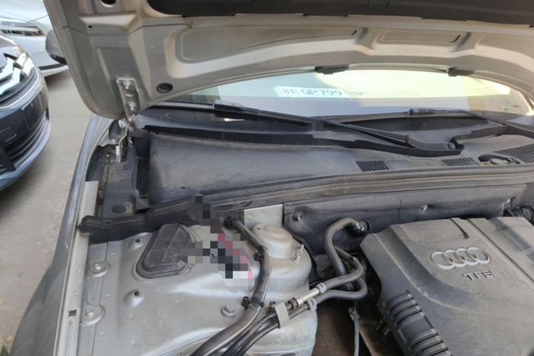 Used Audi A4L 2013 35 TFSI Automatic Standard Model Engine Bay Right