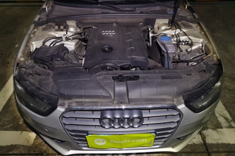 Used Audi A4L 2013 35 TFSI Automatic Comfort Model Engine Bay