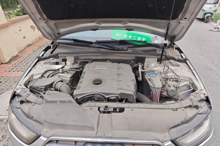 Used Audi A4L 2013 35 TFSI Automatic Comfort Model Engine Bay
