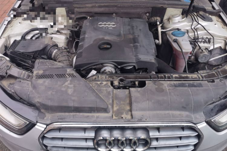 Used Audi A4L 2013 35 TFSI Automatic Technology Edition Engine Bay